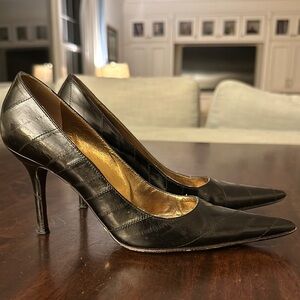 Dolce & Gabbana black patent leather stilettos size 36 USA size 6 ✨STUNNING ✨